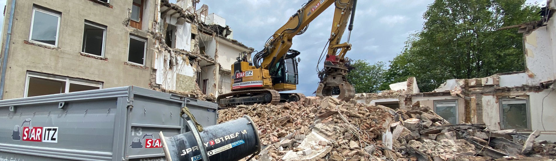 Abrissarbeitendurch durch Staritz aus Aachen Köln